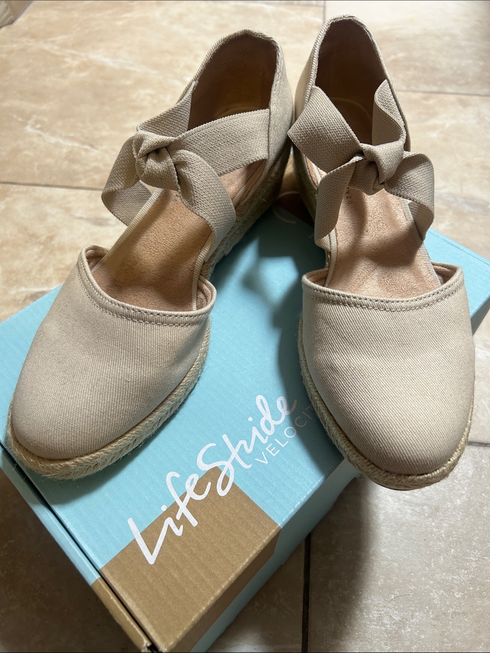 Life Stride Beige Canvas Espadrille with Knot/bow Strap size 9.5
